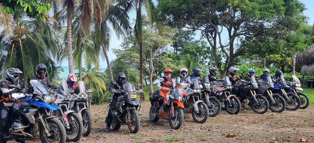 ¿Por qué hacer una ruta offroad con guías expertos cambia por completo tu experiencia en moto?
